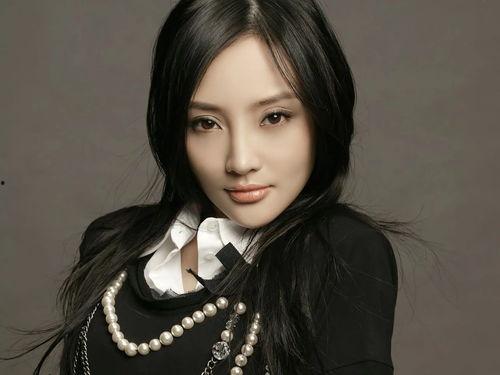 近五年娱乐圈的爆料,揭秘明星背后的秘密与争议  第2张